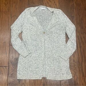 J Jill women’s long knit cardigan with a single button closure with marled print